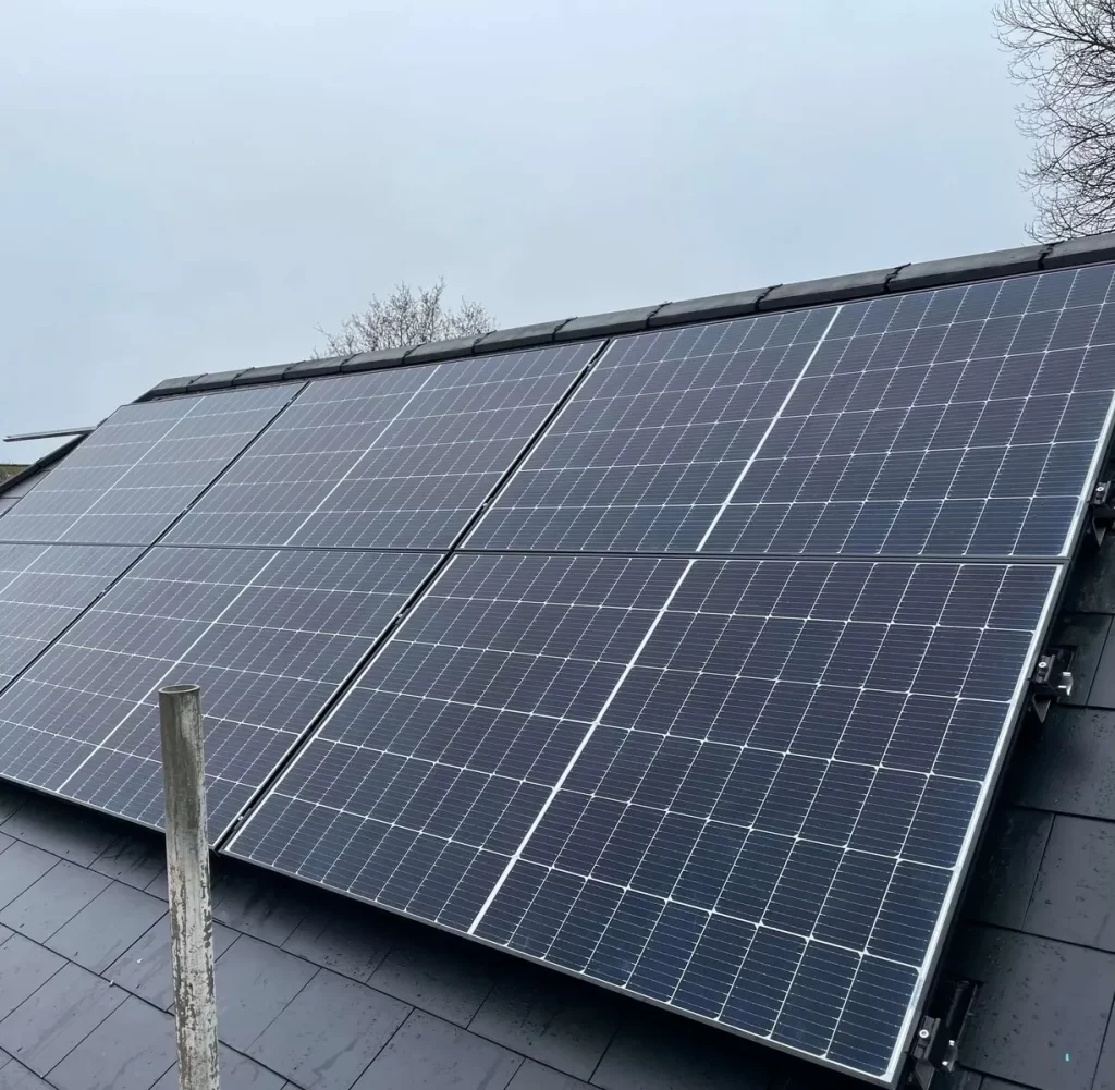 Solar Panels on Roof - avabilale from Modern Renewable Solutions